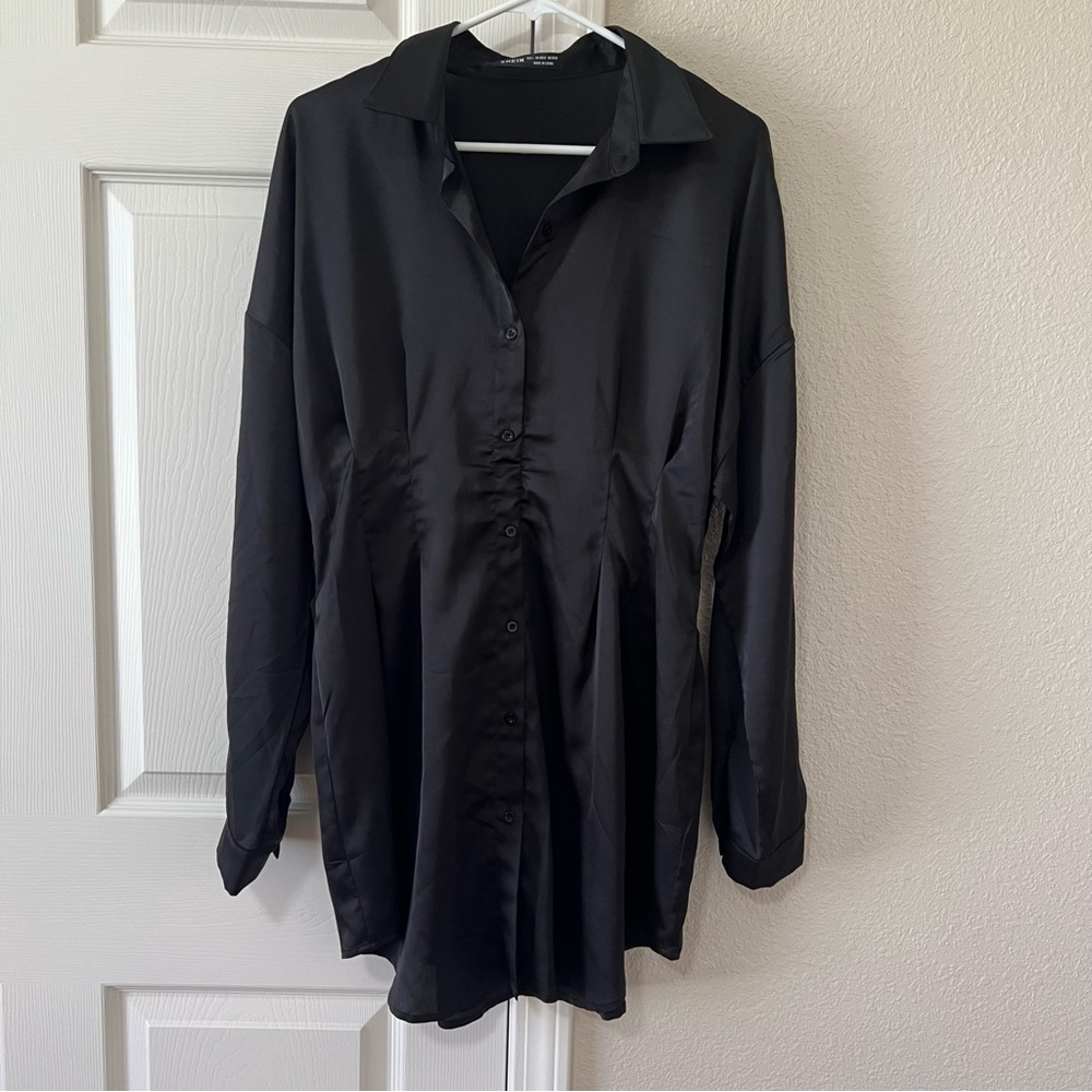 SHEIN Black Satin Ruched Waist Long Sleeve Collared Shirt Dress - Large